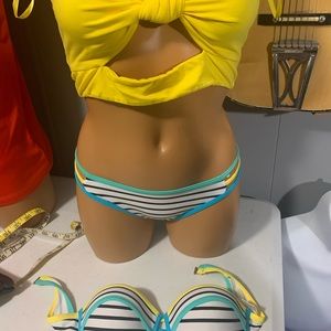 3 piezas swimwear WOMENS small